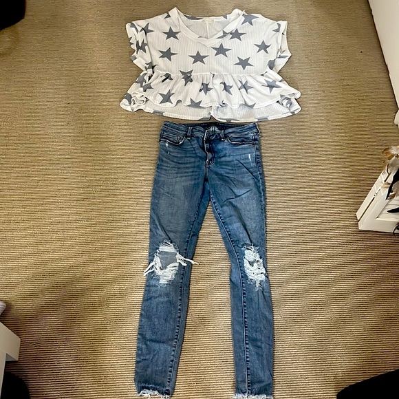 Altar’d State star top & Abercrombie and Fitch jeans - Picture 1 of 5